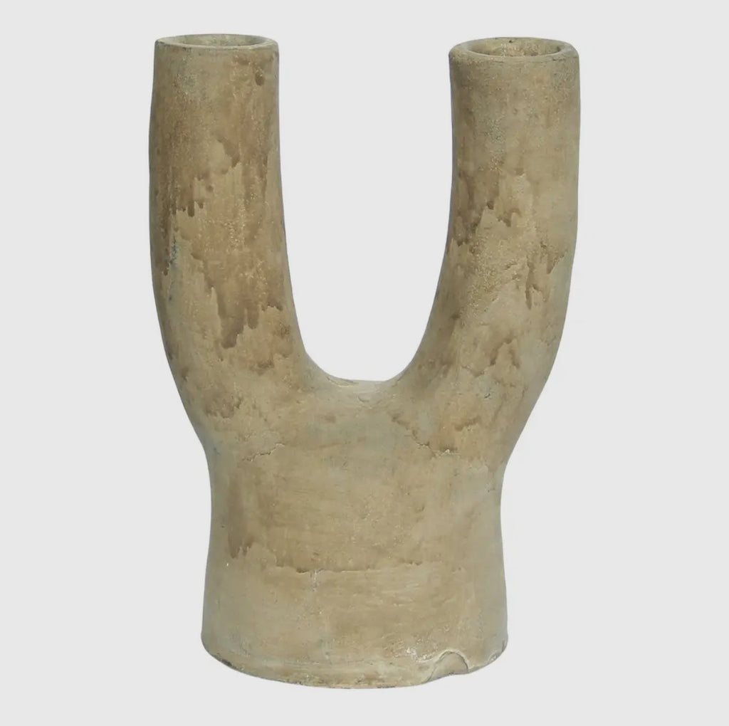 Vase en terre cuite en forme de U