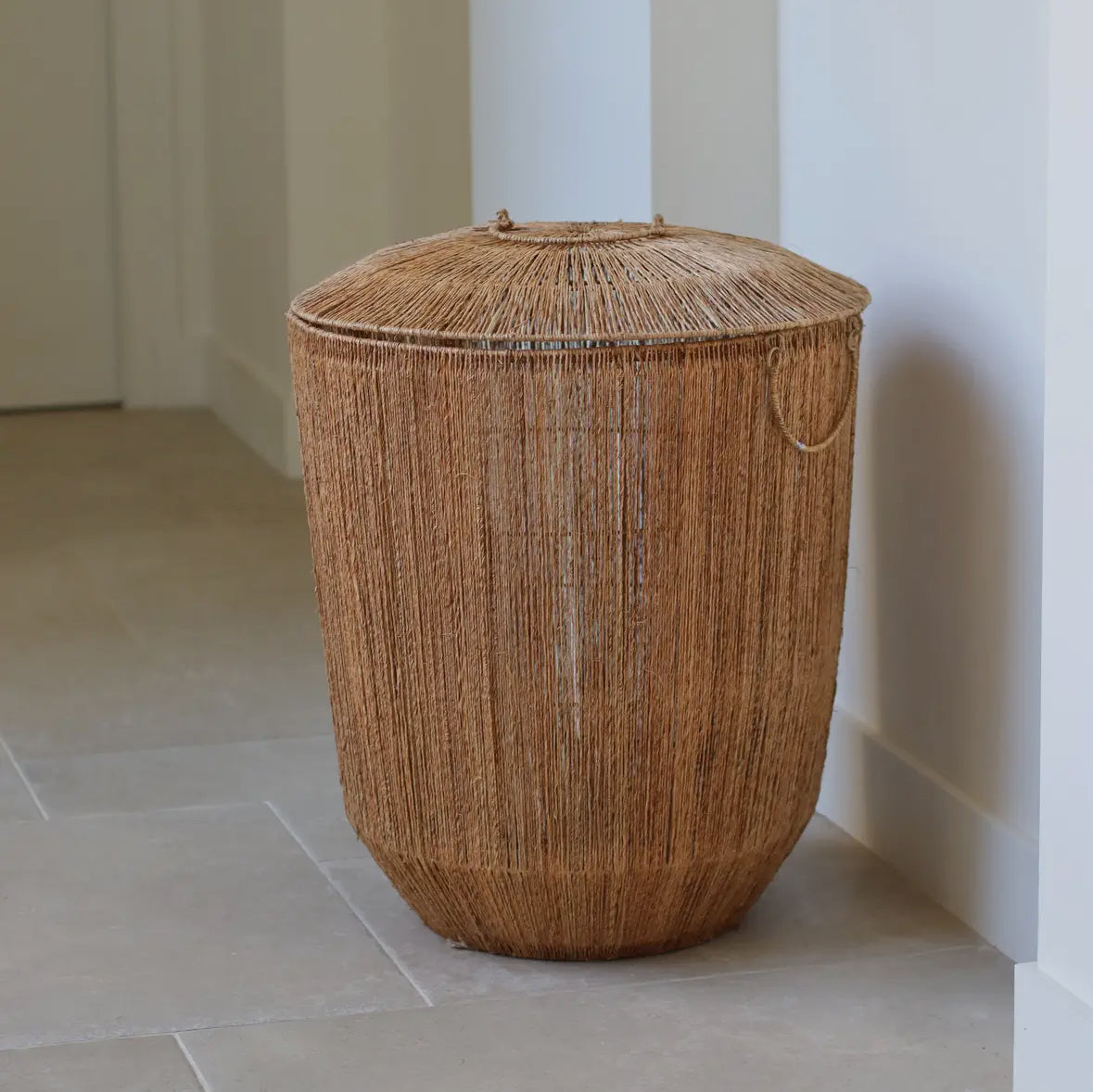 Panier en jute naturelle avec couvercle